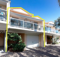 3 'Frangipani' 30 Leonard Avenue - great townhouse with air con - VIC Tourism