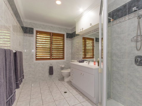 3 Bedroom Heliconia Grove On Hamilton Island - VIC Tourism 1