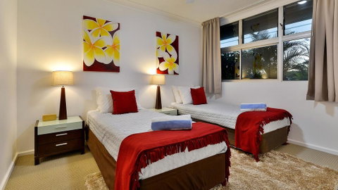3 Bedroom Poinciana Lodge - VIC Tourism 2
