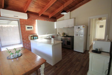 32 Owarra Street - VIC Tourism 0