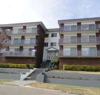 4 'Adriana' 83 Ronald Avenue - open plan living with backyard - VIC Tourism