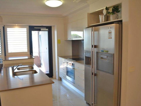 4 'Florentine' 11 Columbia Close - Spectacular Views And Air Conditioning - VIC Tourism 1