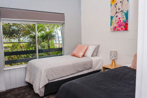 454 Charlton Esplanade Apartment - VIC Tourism 1