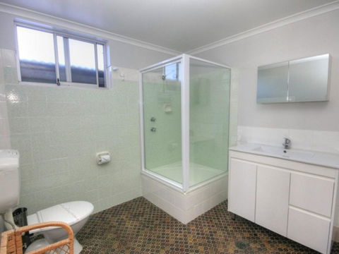 45B Wharf Street Downstairs - VIC Tourism 1