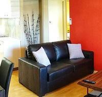 5 min walk to City Center - VIC Tourism