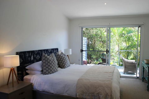 5 ON COAST - VIC Tourism 3