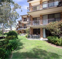 57 'BAY PARKLANDS' 2 GOWRIE AVE - GROUND FLOOR UNIT WITH POOL TENNIS COURT  AIRCON - VIC Tourism