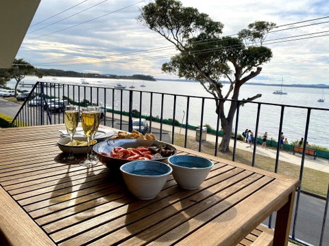 6 'SHOAL TOWERS', 11 SHOAL BAY RD - STUNNING WATER VIEWS & PERFECT LOCATION - VIC Tourism 0