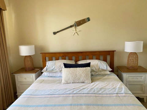 6 'SHOAL TOWERS', 11 SHOAL BAY RD - STUNNING WATER VIEWS & PERFECT LOCATION - VIC Tourism 3