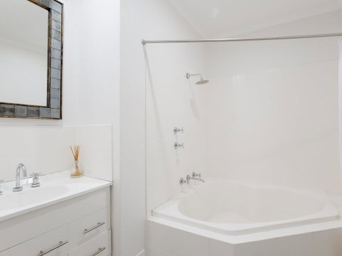 68 'Bay Parklands' , 2 Gowrie Ave - Aircon, Pool, Tennis Court, Communal Spa - VIC Tourism 2