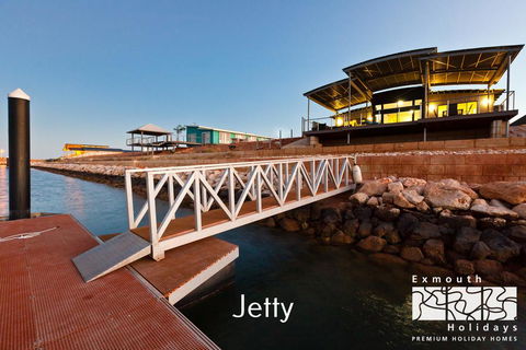 7 GNULLI - PRIVATE JETTY - VIC Tourism 1