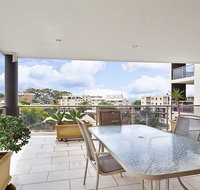 8 'Carrington' 15 Government Road - spacious unit with air conditioning and lift - VIC Tourism