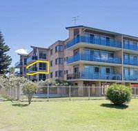 8 'The Helm' 22 Voyager Close - hear the waves from Shoal Bay Beach - VIC Tourism