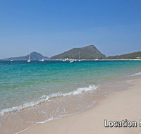9 'Shoal Bay Beach Apartments' 2 Shoal Bay Road -air conditioning and complex swimming pool - VIC Tourism