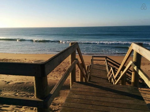 90 Mile Beach Escape - VIC Tourism 1