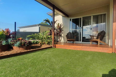 A Beach Getaway - VIC Tourism 0