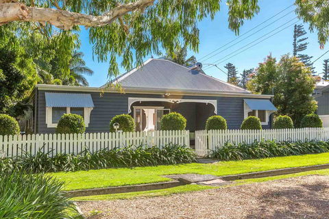 A PERFECT STAY - Aaloka Bay - VIC Tourism 0