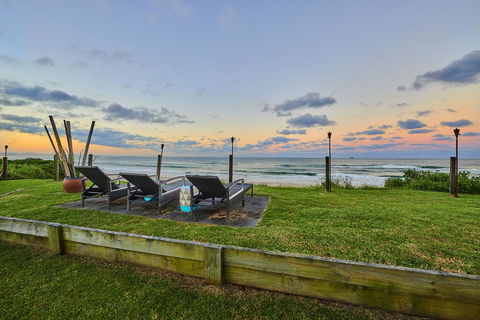 A PERFECT STAY - Belongil On The Beach - VIC Tourism 0