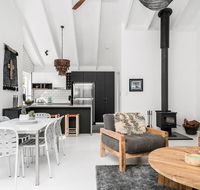 A PERFECT STAY - Black Star - VIC Tourism