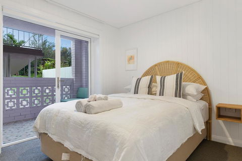 A PERFECT STAY - Sunset Beach - Surfside - VIC Tourism 3