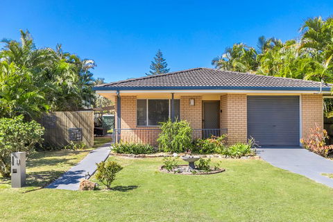 A SWEET ESCAPE - Carefree Beach Home - VIC Tourism 0