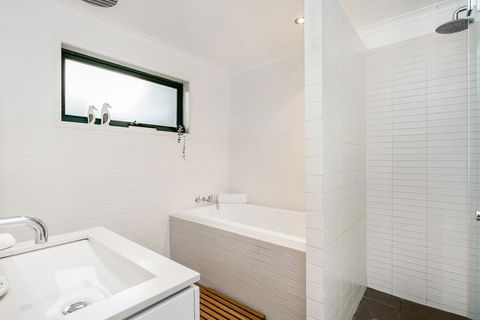 A Top Spot - VIC Tourism 2
