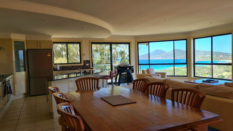 A Vista, Townhouse 1 - VIC Tourism 1