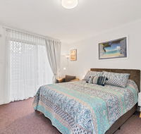 Abby's Poolside Retreat 1 - VIC Tourism