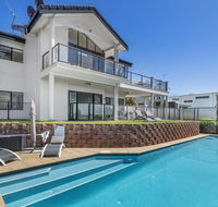 Above and Beyond - Beautiful Home with Pool - VIC Tourism