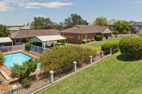 Abraham Lincoln Motel - VIC Tourism 2