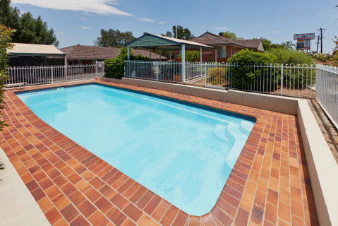 Abraham Lincoln Motel - VIC Tourism 1