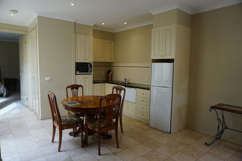 Acacia Terraces - VIC Tourism 2