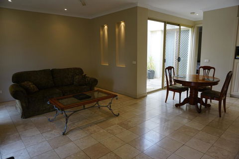Acacia Terraces - VIC Tourism 1