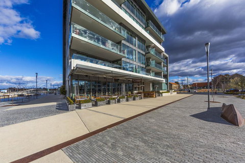 Accommodate Canberra - Aurora - VIC Tourism 2