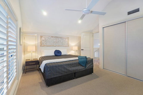 Accommodation Hunter - James Street Morpeth - VIC Tourism 1