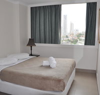 Accommodation Sydney City Centre - Hyde Park Plaza 3 bedroom 1 bathroom Apartment - VIC Tourism