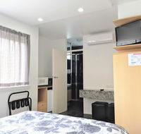 Acland Street Studio Apartment FREE PARKING - VIC Tourism