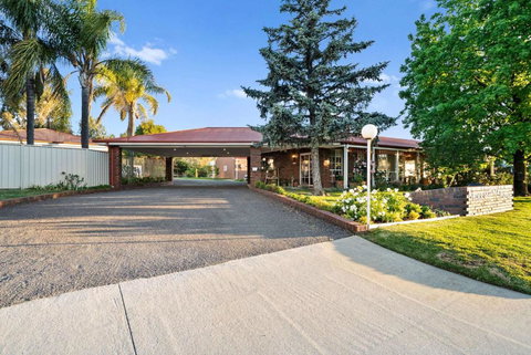 Econo Lodge Border Gateway Wodonga - VIC Tourism 1