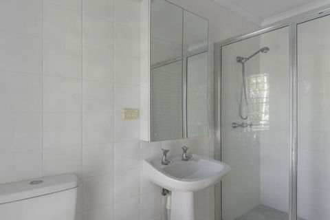 Driftaway On Garrick Street - Port Douglas - VIC Tourism 1