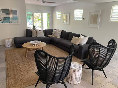 Driftaway On Garrick Street - Port Douglas - VIC Tourism 3