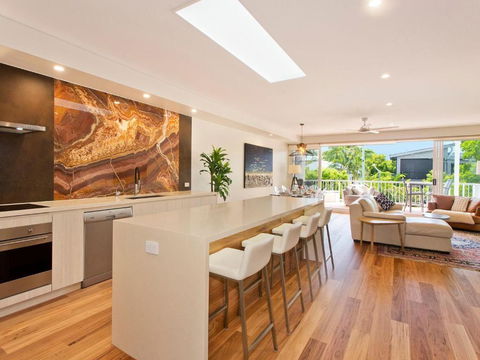 Drifters Unit 4 William Street 3 - VIC Tourism 1