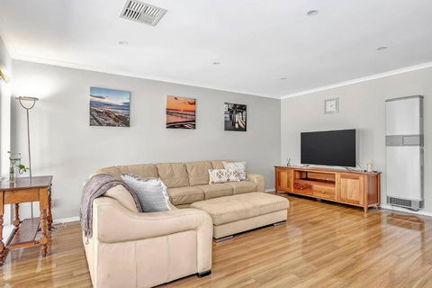 Driftwood Hideaway - Peaceful Beachside Bliss - VIC Tourism 0