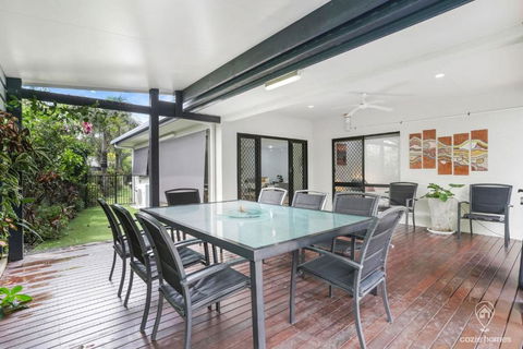 Driftwood House - Home From Home In Kewarra Beach - VIC Tourism 2