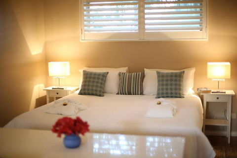 Driftwood - Luxury Spa Cottage For Two - VIC Tourism 0