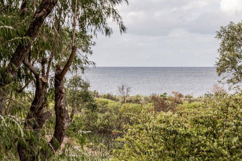 Driftwood Retreat - VIC Tourism 1