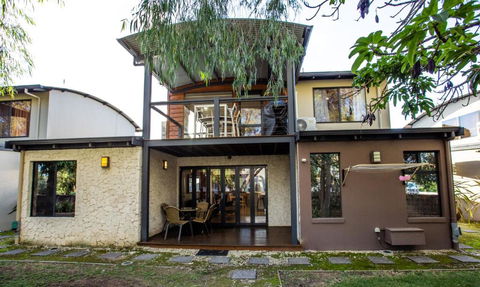 Dunn Bay Village Resort Homes - VIC Tourism 1