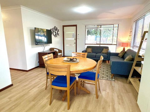 Dunsborough Beach House - VIC Tourism 2