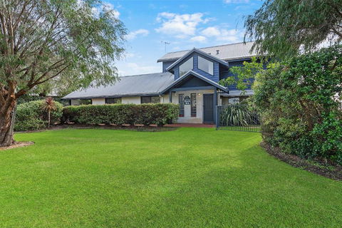 Dunsborough Beach Villa - VIC Tourism 1