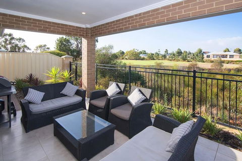 Dunsborough Lakes Escape - VIC Tourism 0