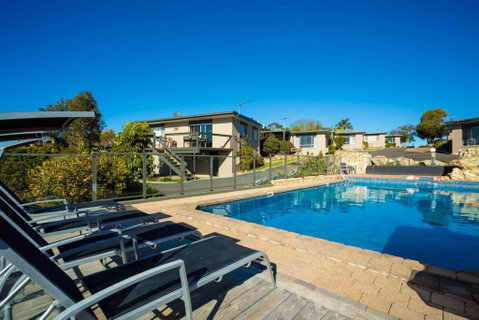 Eagle Heights Holiday Units - VIC Tourism 0